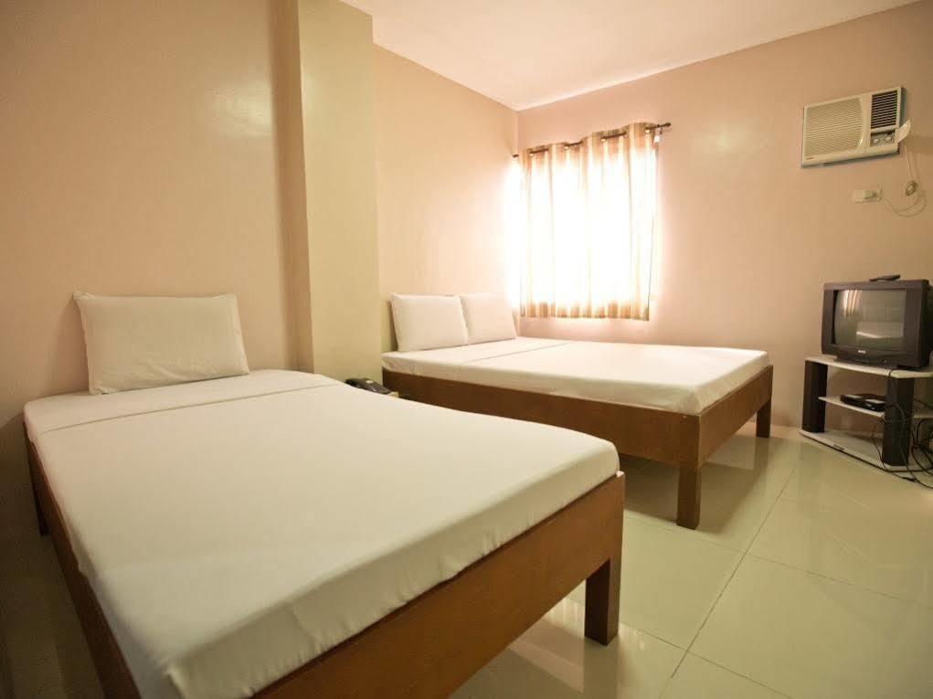 Travelbee Business Inn Cebu Extérieur photo